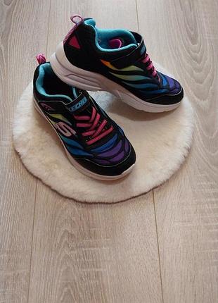 Кросівки sketchers