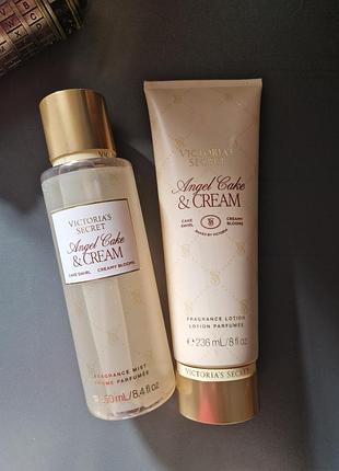 Набір від victoria's secret 
angel cake and cream
міст і лосьйон для тіла