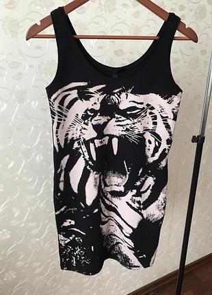 Чорна сукня з тигром h&m
