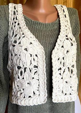 Ажурный короткий кроп-жилет s-m беж из коллекции / cropped floral crochet vest /anthropologie /usa.