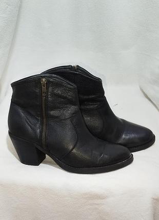 Черные кожаные полусапоги, flore.