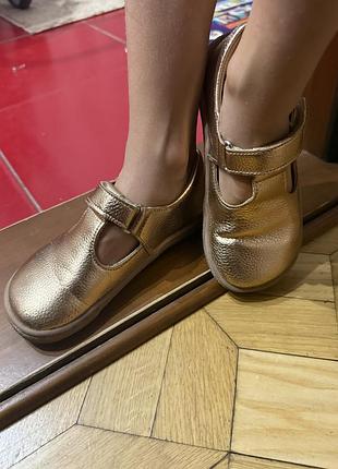 Золоті туфлі barefoot