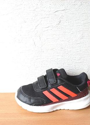 Классные кроссовки adidas 26,5 р. стелька 17 см.