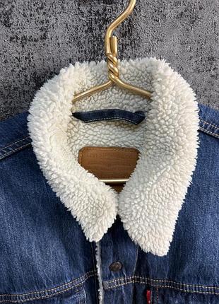 Джинсовая куртка levi’s sherpa trucker jacket premium (оригинал)