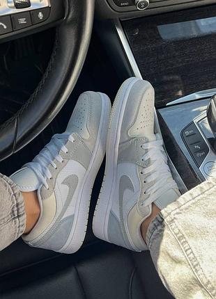 Air jordan low paris premium