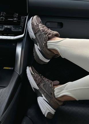 Nike v2k run premium