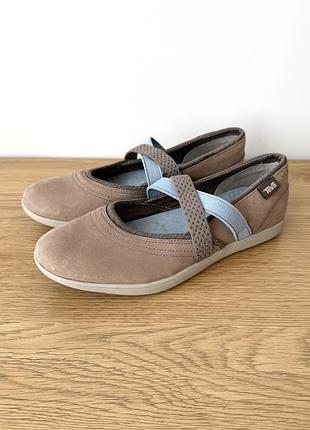 Женские кожаные балетки teva mary jane 37/23,5 см