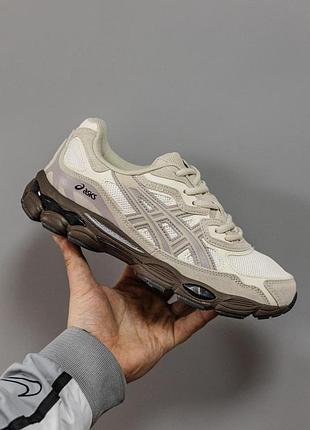 Бежеві кросівки унісекс asics gel nyc beige х ассікс 43