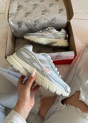 Серые кроссовки унисекс nike initiator white silver pink х найк 39