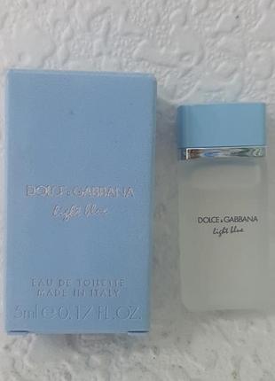 Миниатюра воды dolce &amp; gabbana light blue eau de туалетная вода объемом 5 мл