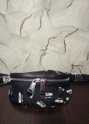 Бананка moschino