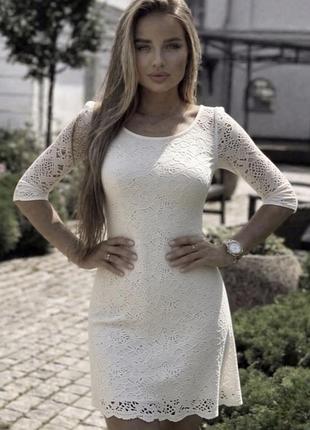 Сукня плаття