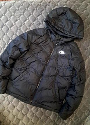 Куртка пуховик nike оригинал 10-12 лет