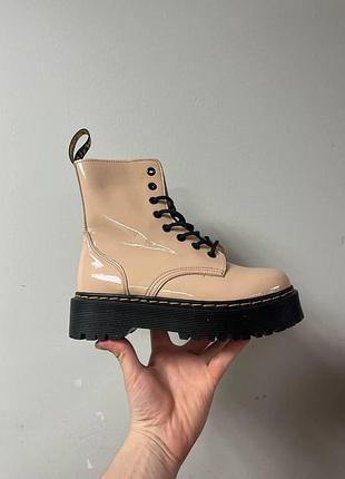 Черевики жіночі dr. martens jadon light beige розпродаж
