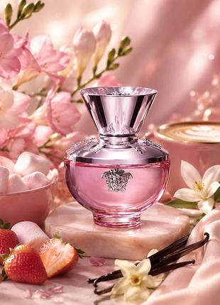 Новинка парфумована вода versace dylan blush pink