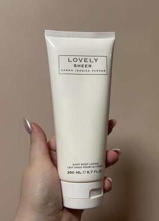Парфумований лосьйон для тіла sarah jessica parker lovely