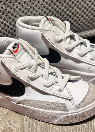 Шкіряні дитячі кросівки хайтопи nike blazer оригінальні кросівки 26 розмір 16,5 см