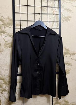 Чорна блуза  zara