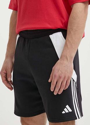 Adidas performance чоловічі чорні шорти на флісі розмір 2xl без картонної бірки ip1954
