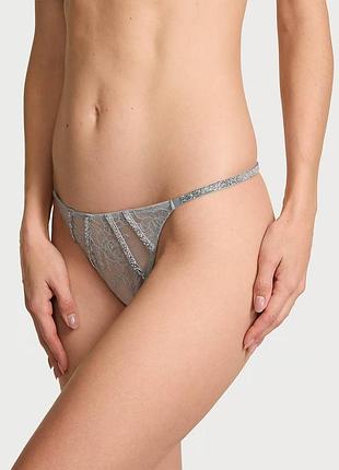 Жіночі трусики стрінги victoria's secret very sexy gradient shine strap rose lace v-string panty.