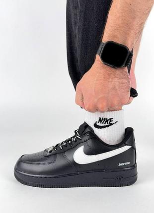 Nike air force 1 low supreme