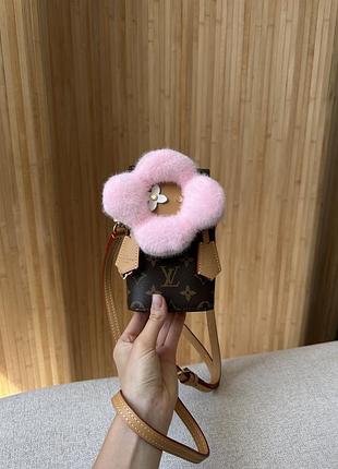 Сумка louis vivienne phone pink vuitton pouch
