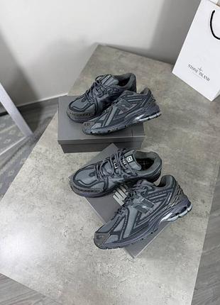 Кросівки new balance 1906r