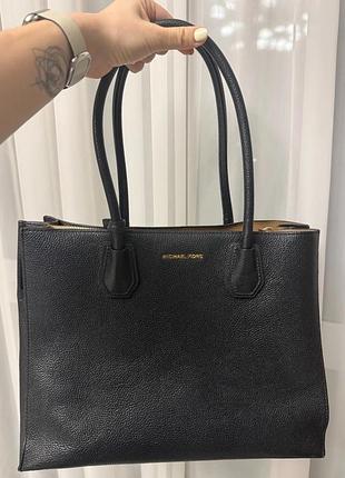 Сумка michael kors чорна натуральна шкіра 35х27х16