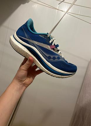 Saucony endorphin pro 2, оригінал, розмір 39 💙