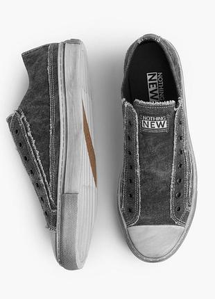 Кеди з ефектом потертості від американського екологічного бренду nothing new kicks canvas sneaker