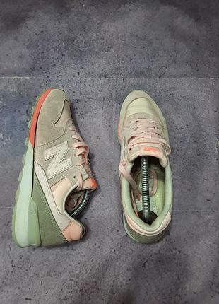 Кросівки new balance жіночі, розмір 37.5, замша