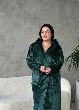 Теплый женский зеленый халат plus size