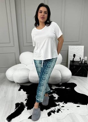 Жіноча піжама костюм для дому з футболкою та штанами plus size