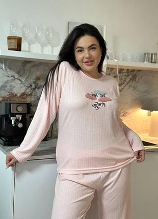 Рожева тепла піжама в розмірі plus size мікрофліс