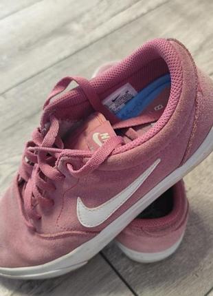 Кроссовки, кеды nike. состояние идеальней. натуральная замша.