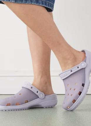 Жіночі сабо crocs classic світло-сіро бузкові оригінал w6 m4 36-37 крокси