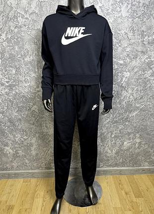 Nike спортивный костюм 147-158 см на девочку на флисе черный