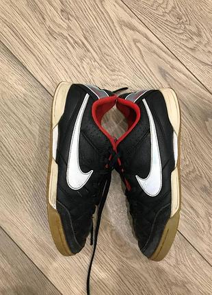 Футзалки підліткові nike tiempo