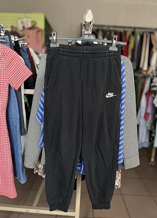 Спортивні штани nike 146 р