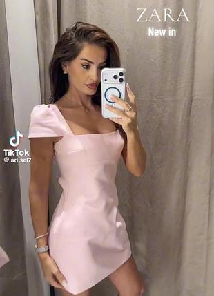 Рожева сукня zara з відкритою спинкою