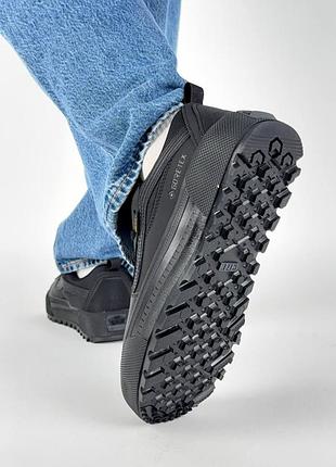 Vans old skool mte-1 gtx all black