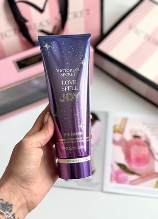 Лосьйон для тіла з шиммером love spell joy victoria’s secret