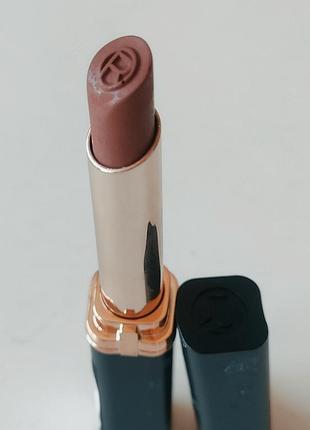 Помада для губ l'oreal paris color riche intense volume matte #550 нова