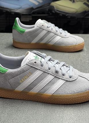 Дитячі кросівки adidas gazelle jq5999