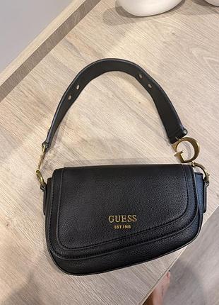 Сумочка guess