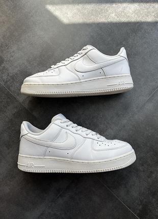 Кросівки чоловічі nike air force one