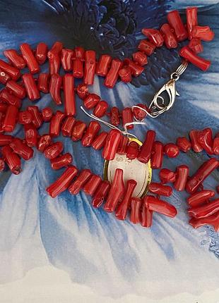 Нитка природного червоного коралу (corallium rubrum), 48 см .