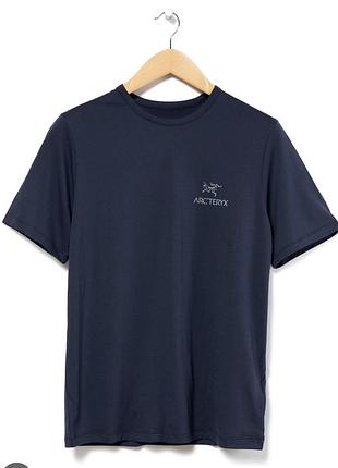 Arc'teryx
emblem men's wool t-shirt - black sapphire