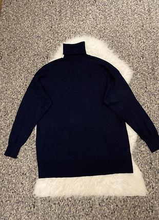 Подовжений тонкий темно-синій світер з горловиною zara