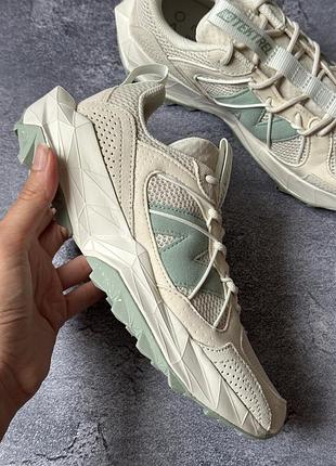 Кросівки new balance жіночі оригінал